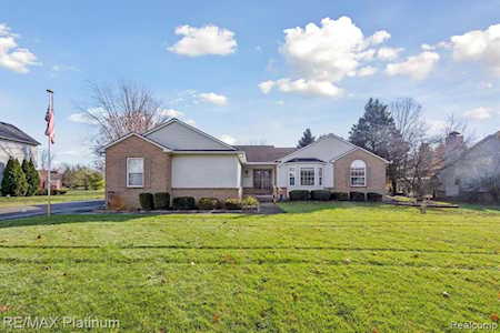 2105 Ore Creek Ln Brighton Twp, MI 48114