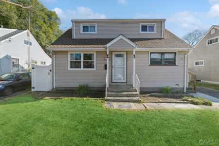 316 Morgan Avenue Old Bridge, NJ 08857
