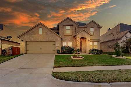 1013 Wildwood Drive Joshua, TX 76058