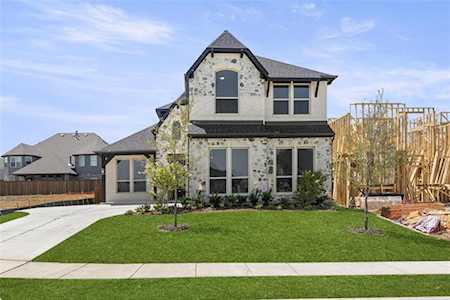2917 Misty Pond Court Celina, TX 75009