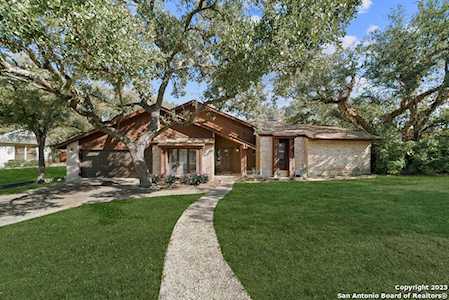 13038 Hunters Breeze St San Antonio, TX 78230