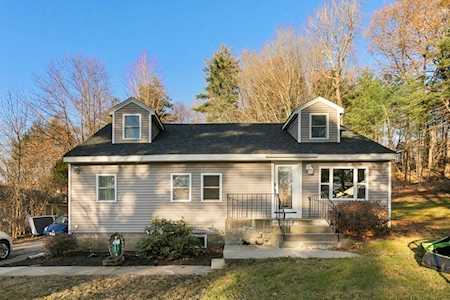 61 Patten Dr Marlborough, MA 01752