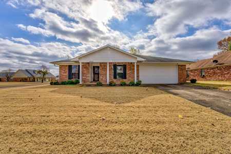 4949 Tickle View Dr Millington, TN 38053