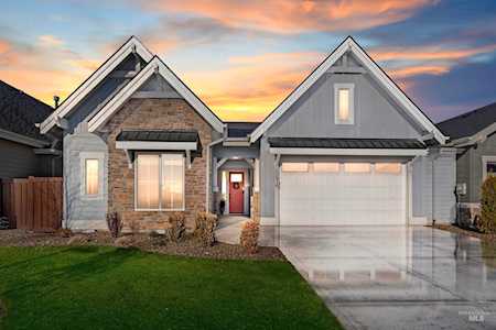 3936 W Silver River Ln Meridian, ID 83646