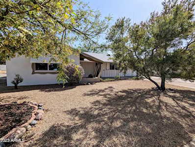 12229 N Pebble Beach Dr Sun City, AZ 85351
