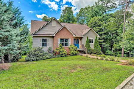 400 Harbor Landing Moneta, VA 24121