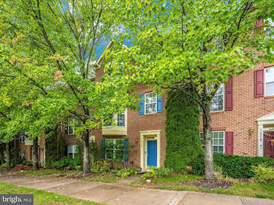 3818 Addison Woods Rd Frederick, MD 21704