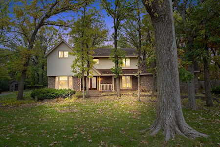 8085 134th Street W Apple Valley, MN 55124