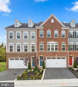 6025 Hidden Meadow Ellicott City, MD 21043
