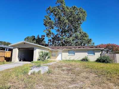 1309 Stone Creek Dr Tarpon Springs, FL 34689