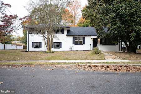 533 Lakeview Dr Runnemede, NJ 08078