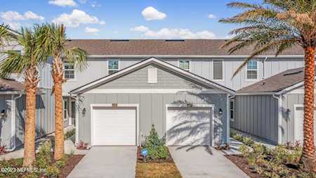 4003 Bay Hawk CT Jacksonville, FL 32220