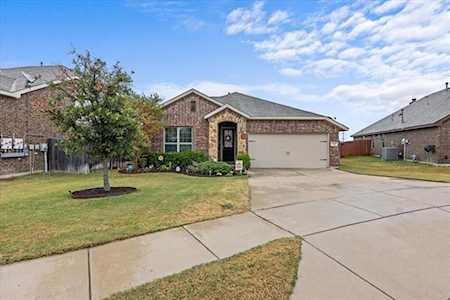 6000 Shiner Drive Fort Worth, TX 76179