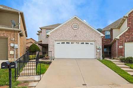 2308 Janna Way Carrollton, TX 75006