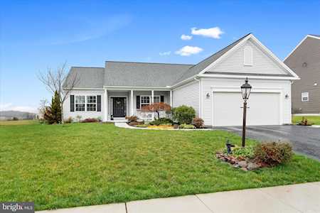 86 Regiment Dr Gettysburg, PA 17325