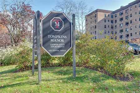 505 Central Ave #304 White Plains, NY 10606