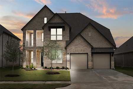 4204 Valley Glen Ln League City, TX 77573
