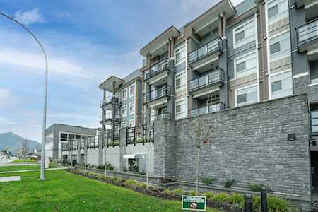 45562 Airport Road #302 Chilliwack, BC V2P 0J8