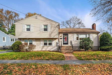 11 Christopher Dr Milton, MA 02186