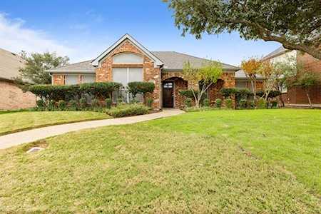 871 N Old Orchard Lane Lewisville, TX 75077