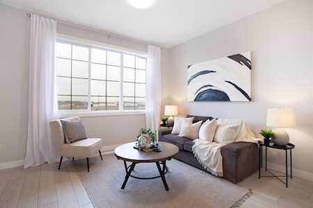 154 Chelsea Mews Chestermere, AB T1X0L3