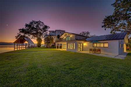 105 Augusta Ave Palm Harbor, FL 34683