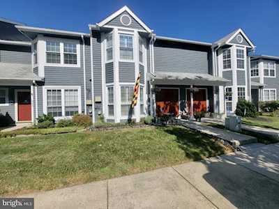 964 Breakwater Dr Annapolis, MD 21403