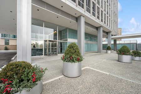 340 W Diversey Parkway #2116 Chicago, IL 60657