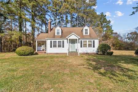 2972 Kings Hwy Suffolk, VA 23435