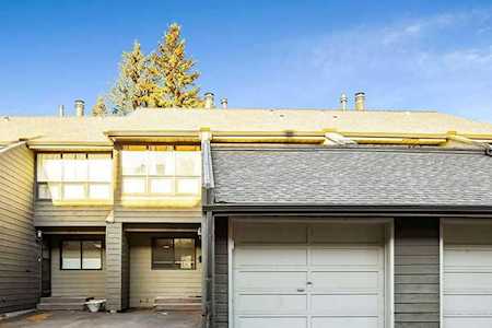 4935 Dalton Dr NW #305 Calgary, AB T3A 2E5
