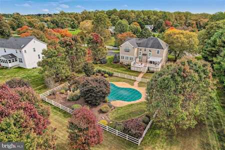 2008 Farm Pond Ct Reisterstown, MD 21136