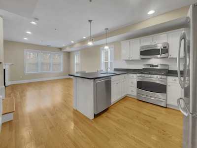 855 Lagrange St #4 Boston, MA 02132