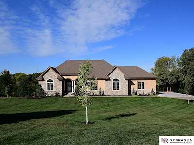 10610 N 180th St Bennington, NE 68007