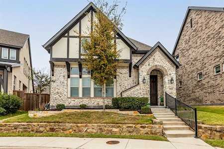 17113 Lacebark Lane Dallas, TX 75252