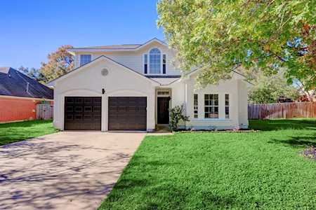 211 N Blue Ridge PKWY Cedar Park, TX 78613