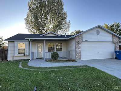 845 Partridge Dr Mountain Home, ID 83647