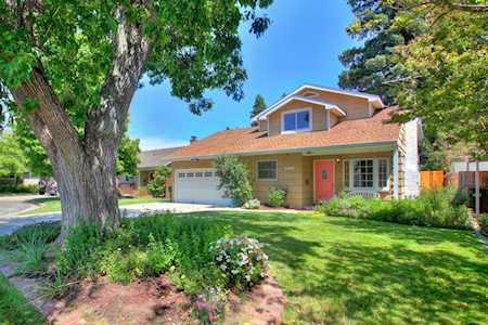 2409 Manor Court Sacramento, CA 95864