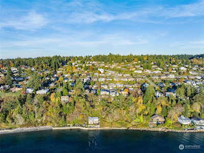 12138 Marine View Dr SW Burien, WA 98146