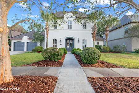 205 Woodbridge Drive Lafayette, LA 70508
