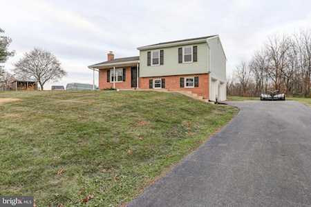 111 Trail Rd S Elizabethtown, PA 17022