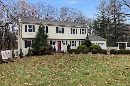 55 Country Ridge Dr Shelton, CT 06484