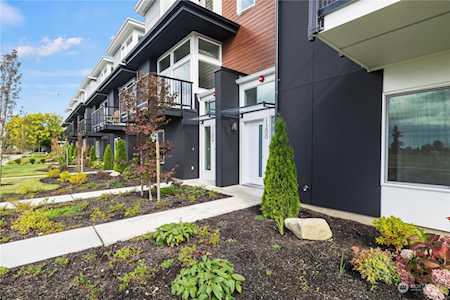 1204 Harrington Ave NE Renton, WA 98056