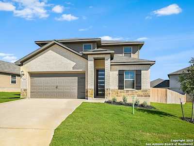 3138 Charyn Way New Braunfels, TX 78132