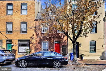 1604 Shakespeare St Baltimore, MD 21231