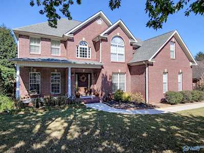 2505 Southhurst Drive Huntsville, AL 35803