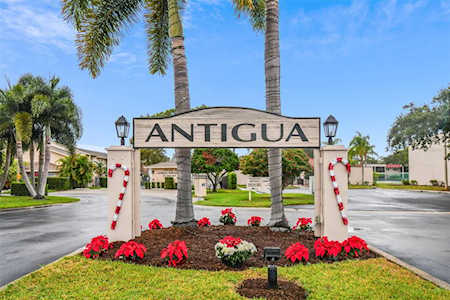 9700 Starkey Rd #111 Seminole, FL 33777