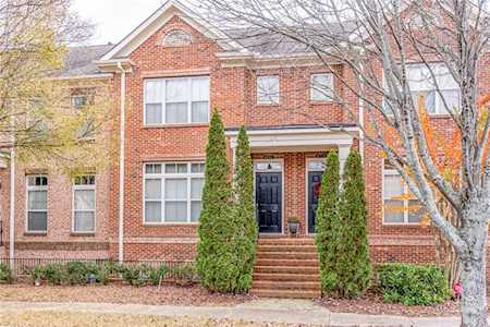 4226 Baverton Drive Suwanee, GA 30024