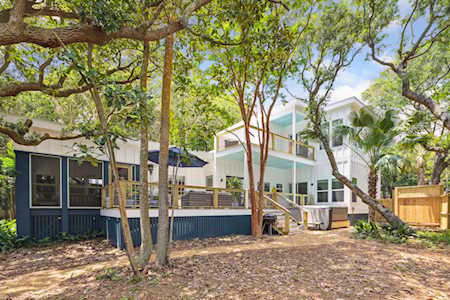 919 E Ashley Avenue Folly Beach, SC 29439