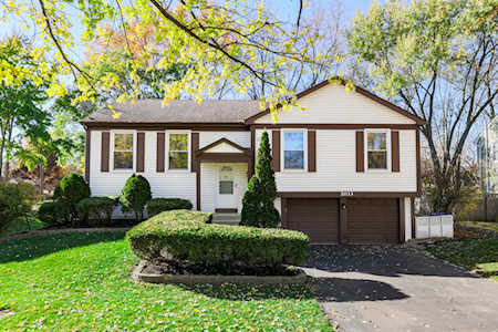 2033 Templar Dr Naperville, IL 60565
