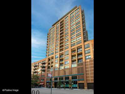 400 W Ontario St #1504 Chicago, IL 60654